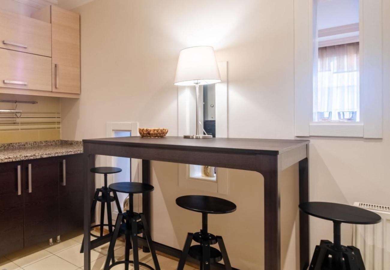 Exclusive Flat With Balcony In Nisantasi Apartment Istanbul Exterior photo