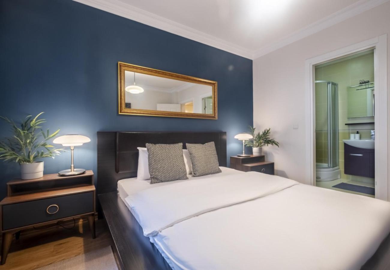 Exclusive Flat With Balcony In Nisantasi Apartment Istanbul Exterior photo